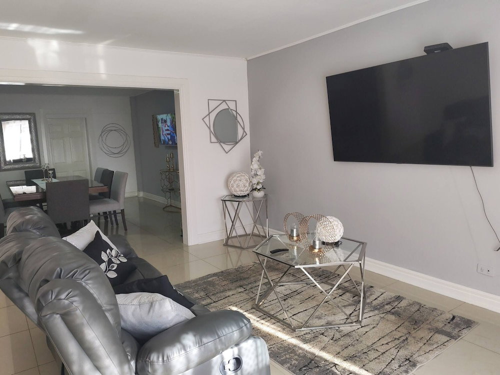Hotel Apartment In Heredia, Costa Rica
