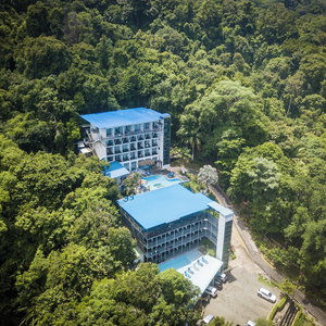 Hotel El Faro Containers Beach Hotel cazare Quepos