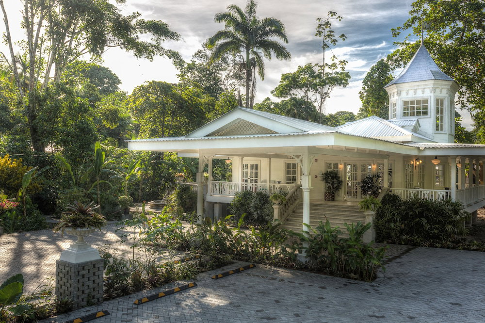Hotel Hotel Aguas Claras Member Of The Cayuga Collection