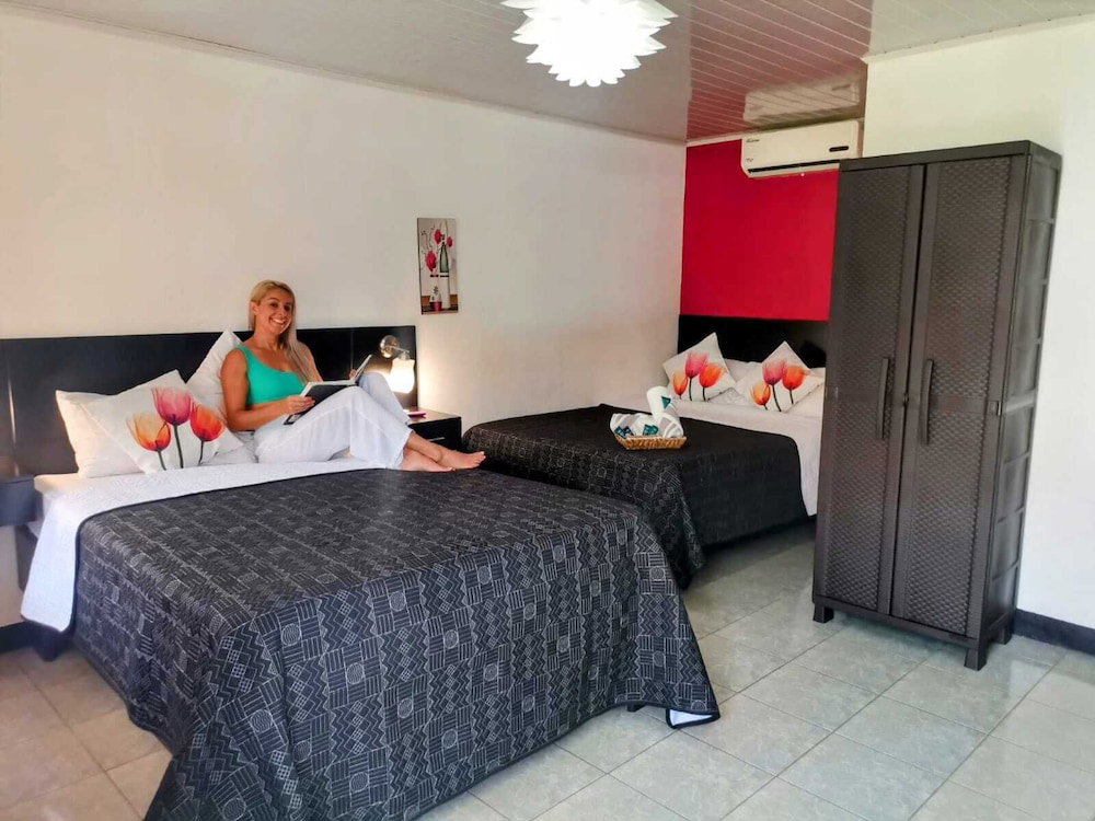 Hotel Roca Mar Puerto Viejo