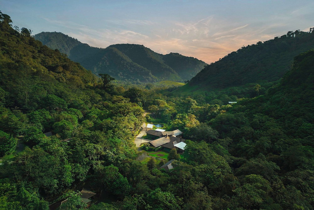 Hotel El Silencio Lodge And Spa
