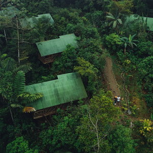 Hotel La Tigra Rainforest Lodge cazare Poco Sol