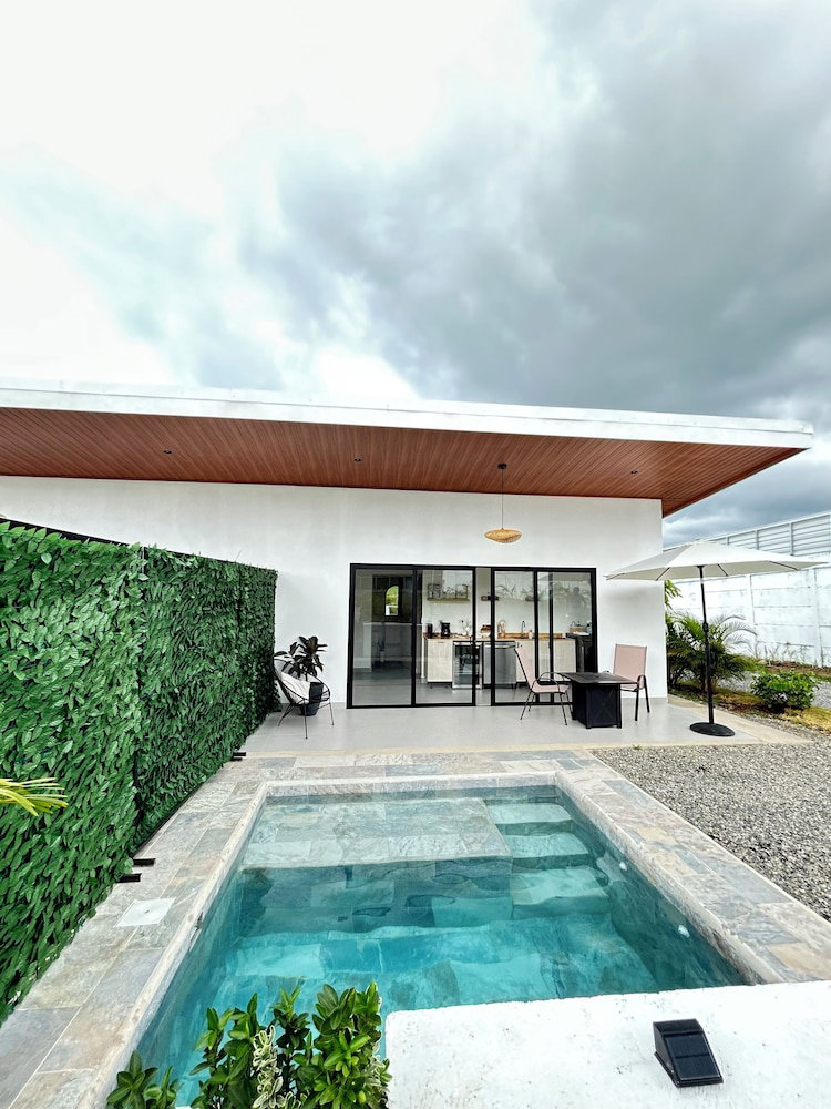 Hotel Arenal Mon-Rot