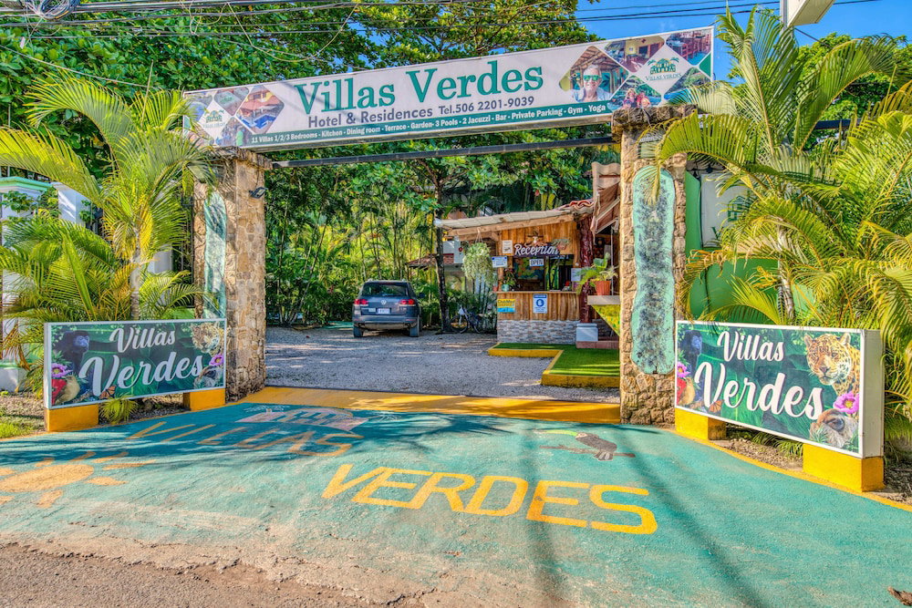 Hotel Villas Verdes