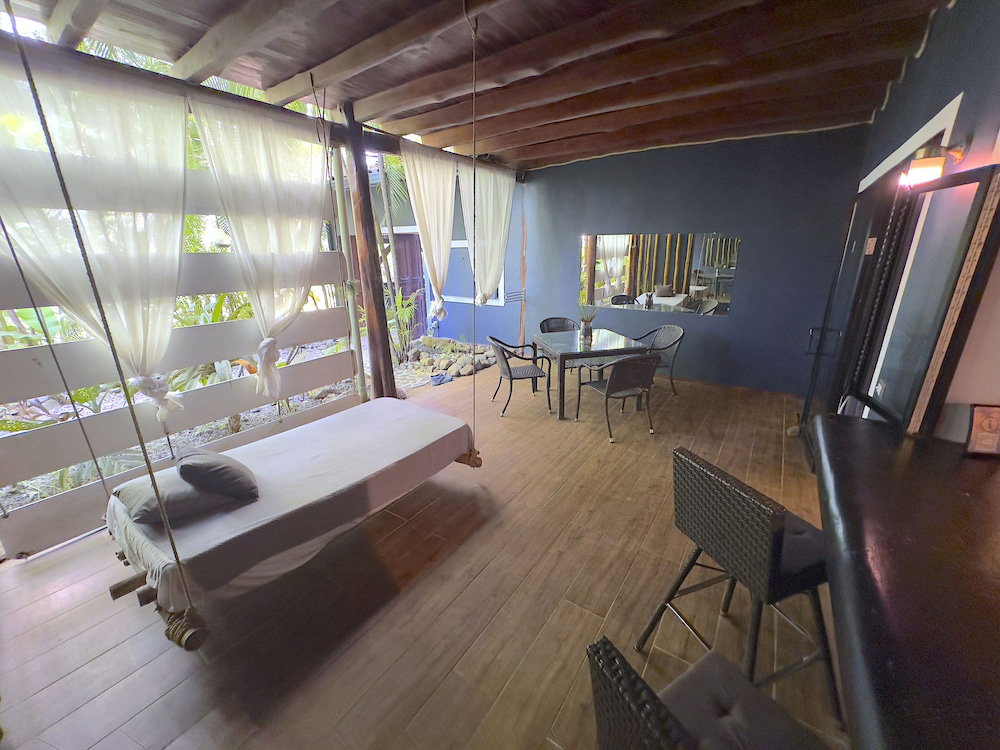 Hotel Canaima Chill House
