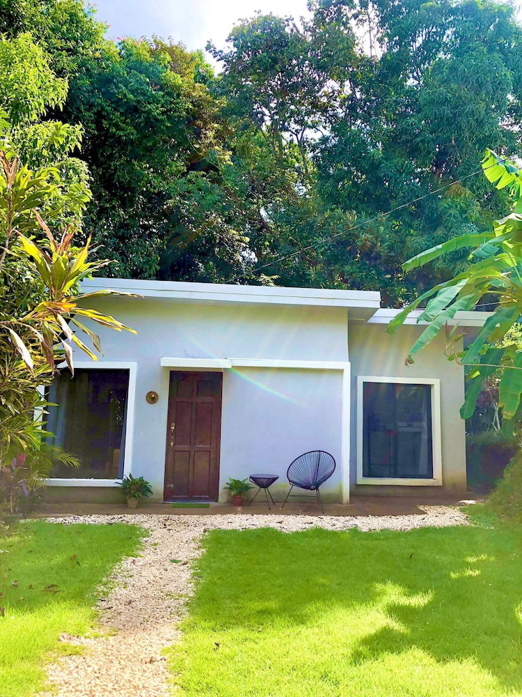 Hotel Private Costa Rican Oasis With Pool & River Views
