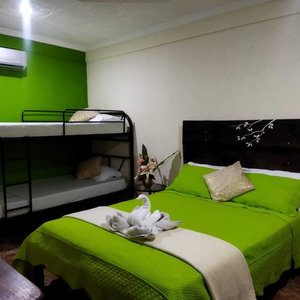 Hotel Hospedaje La Galerie cazare Puerto Cortes