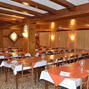 Hotel Bella Italia & Efa Village cazare Forni Avoltri