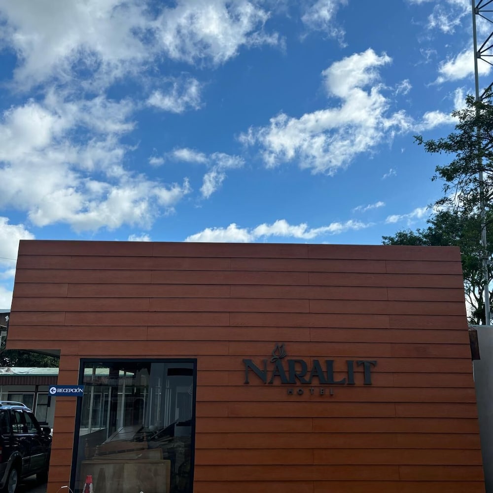 Hotel Hotel Naralit