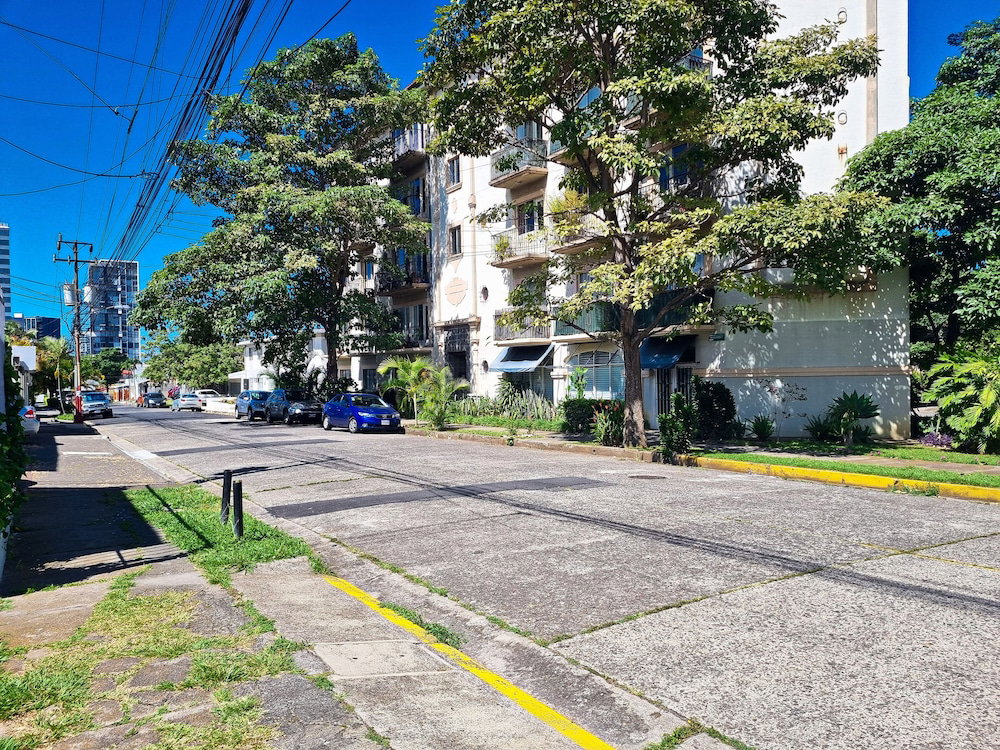 Hotel Sabana Studios