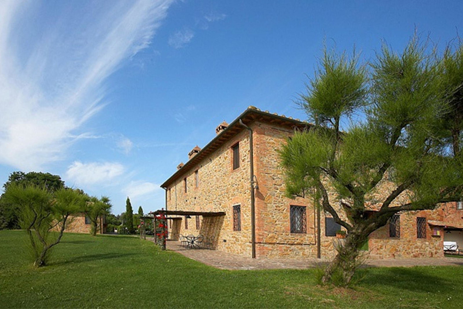 Castellare Di Tonda Resort & Spa
