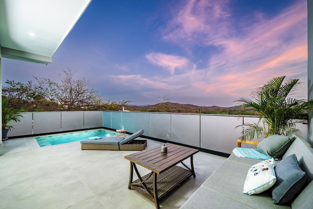Hotel Ocean Villas - Luxury Ocean View Villas