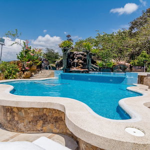 Hotel Hotel Le Priss Inn cazare Quepos