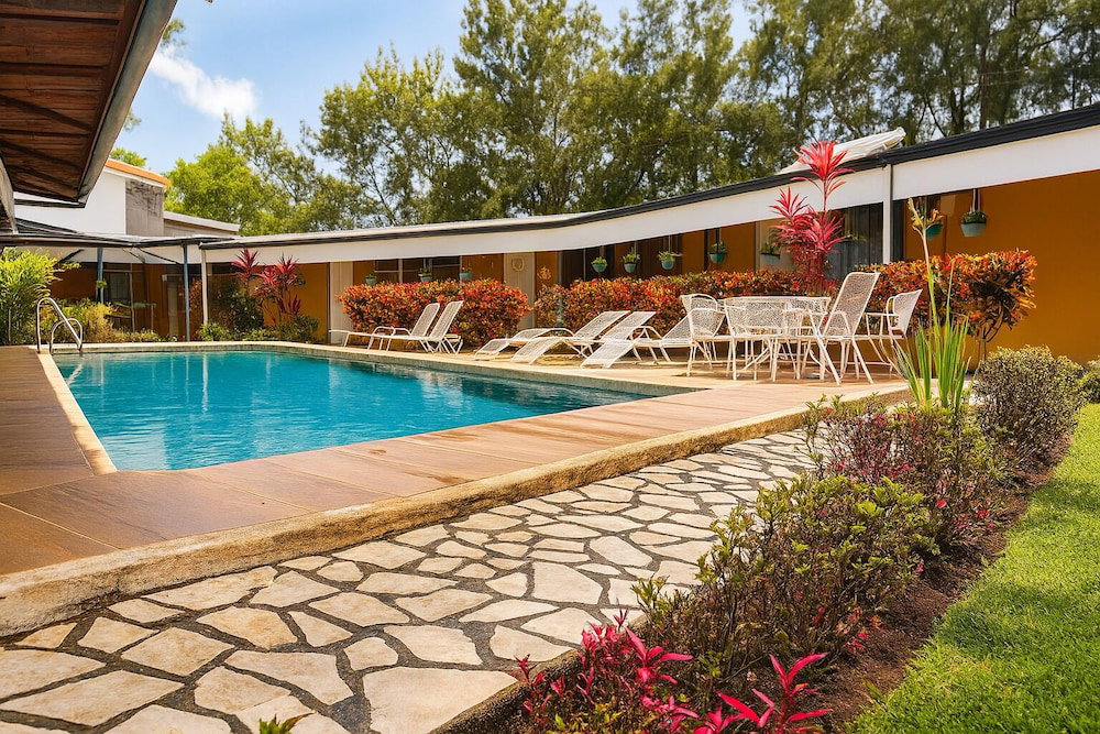 Hotel Hotel Puerta Del Sol - San Jose Airport