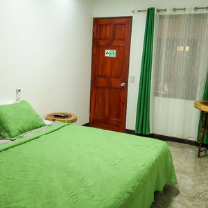 Hotel Hotel Hoja De Oro Corcovado cazare Puerto Jimenez