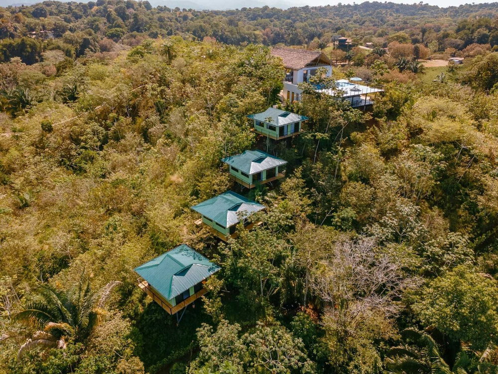 Hotel Tardes Doradas