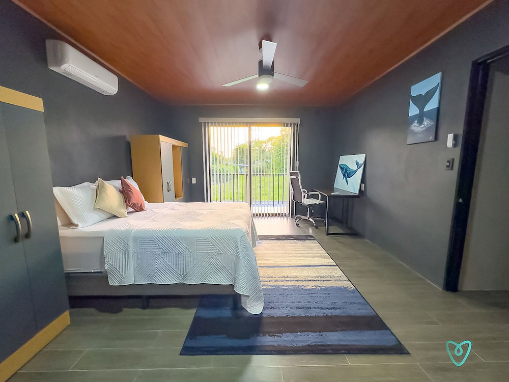 Hotel Modern Uvita Beachhouse By Whale's Tale