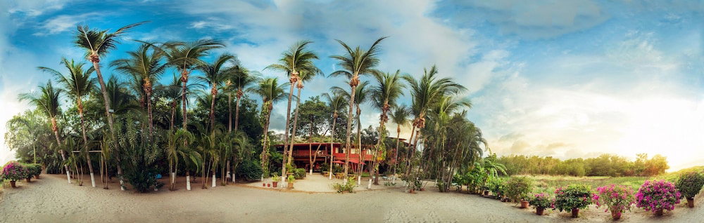 Hotel Laguna Del Cocodrilo
