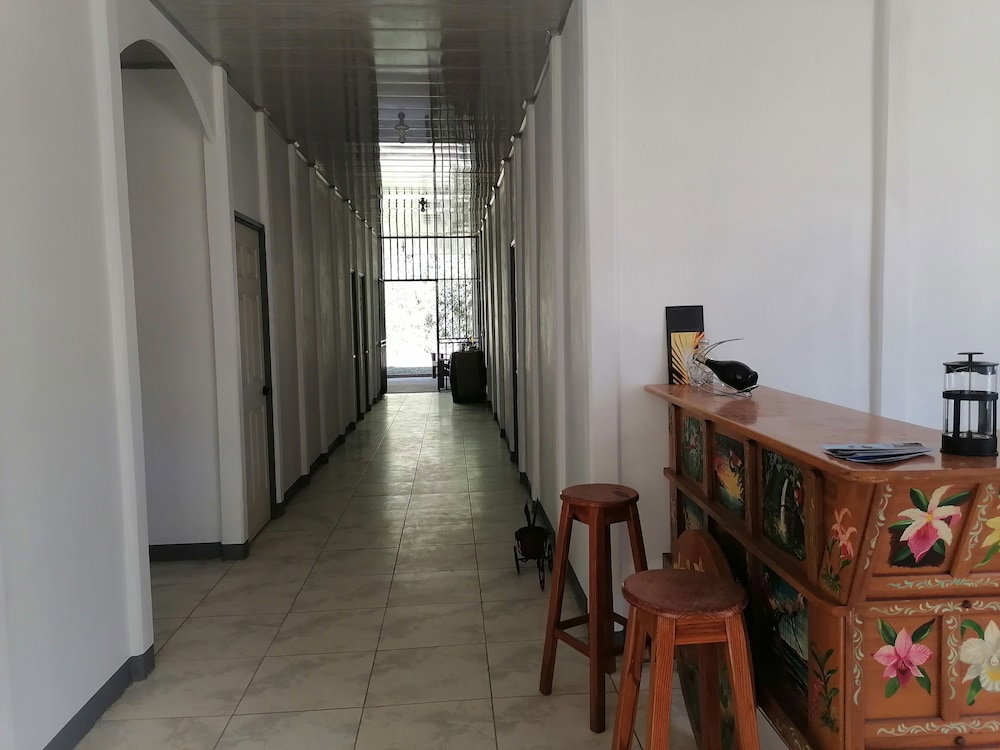 Hotel Auralivingcr