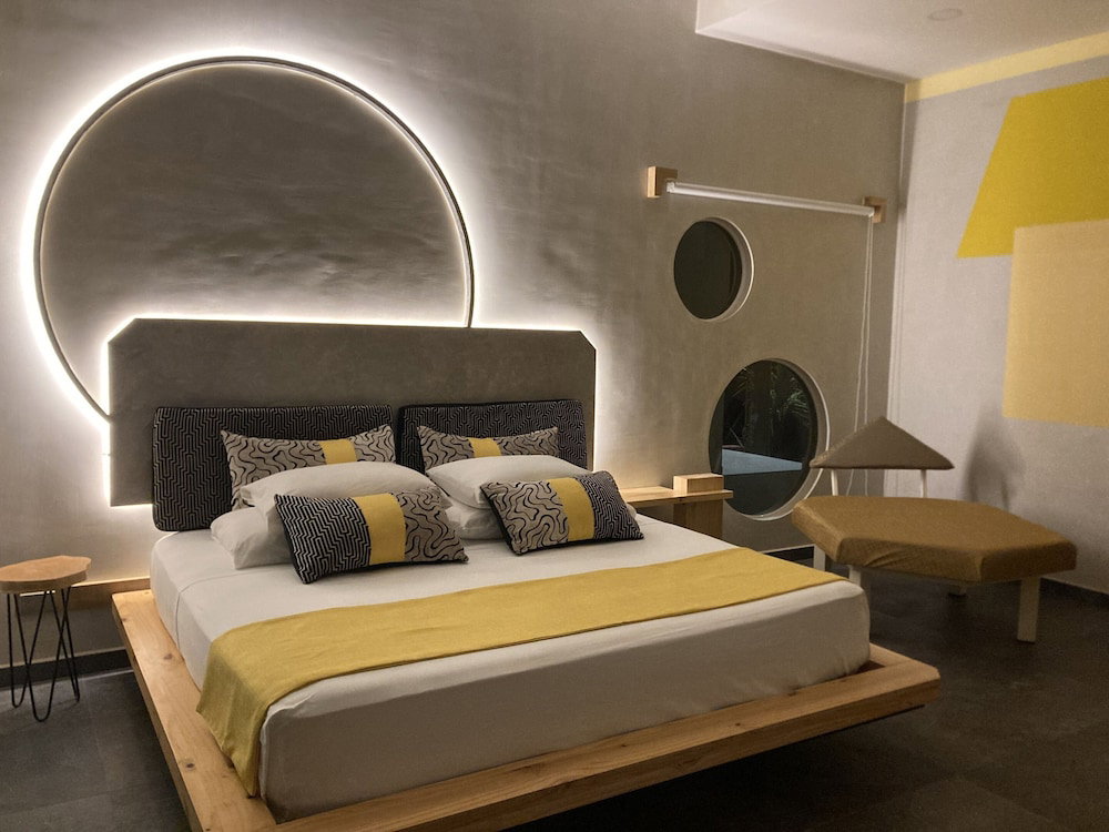 Hotel Pierre And Colors Tamarindo Adult Only