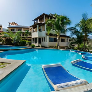 Hotel Coco Sunset Hills 52 cazare Sardinal