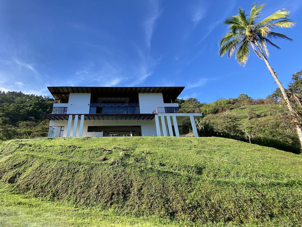 Hotel Arte De Plumas Birding Lodge