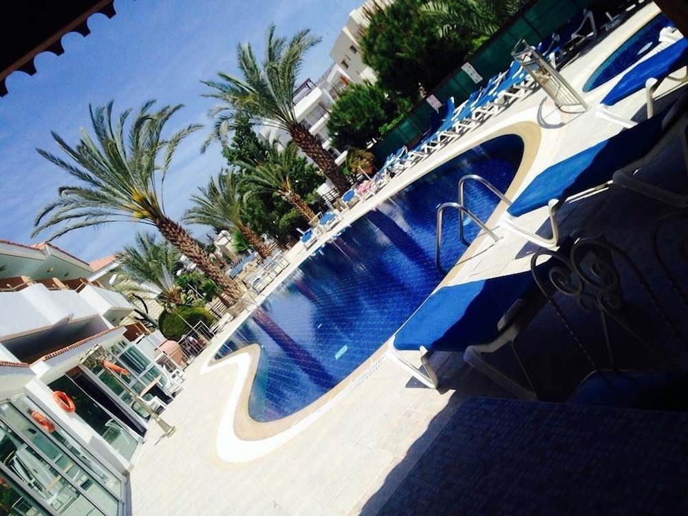 Hotel Moniatis Hotel