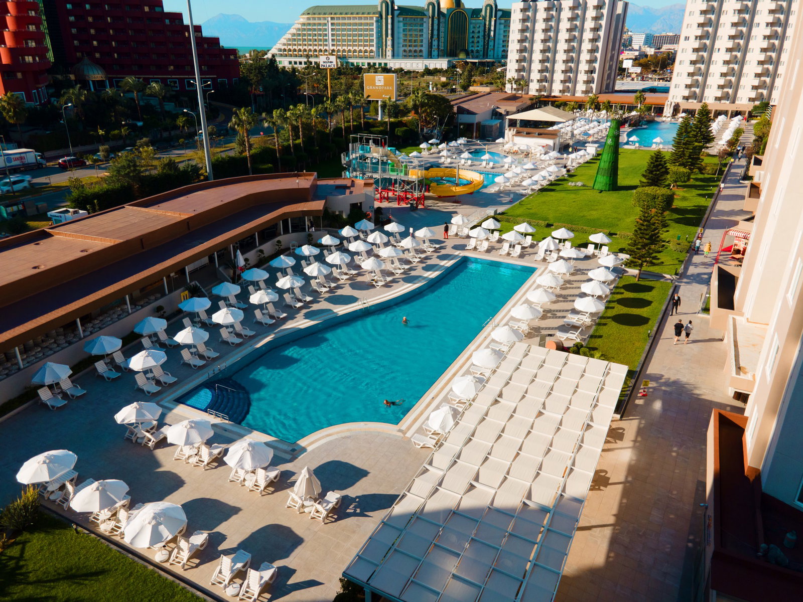 dal travel Grand Park Lara Hotel