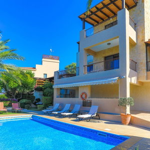 Hotel Villa Arbanassi In Latchi cazare Polis