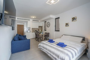 Hotel Mackenzie Sea View Studio cazare Meneou