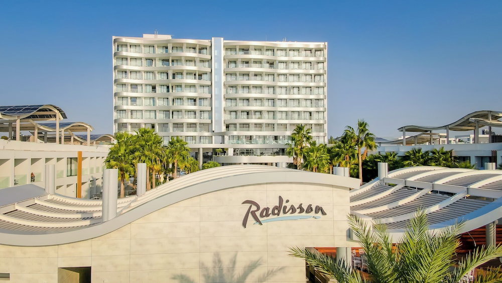 Hotel Radisson Beach Resort Larnaca