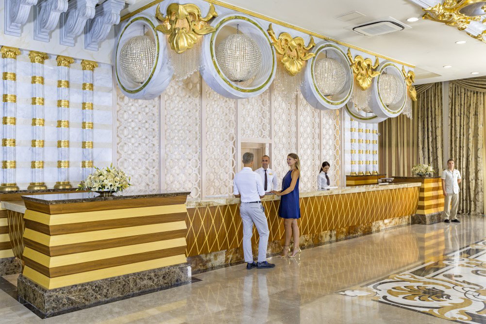 dal travel Royal Holiday Palace Hotel