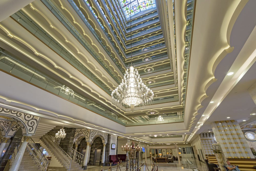 dal travel Royal Holiday Palace Hotel