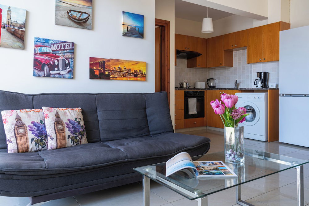 Hotel Glade - 1 Br Apt. & Balcony In Larnaca