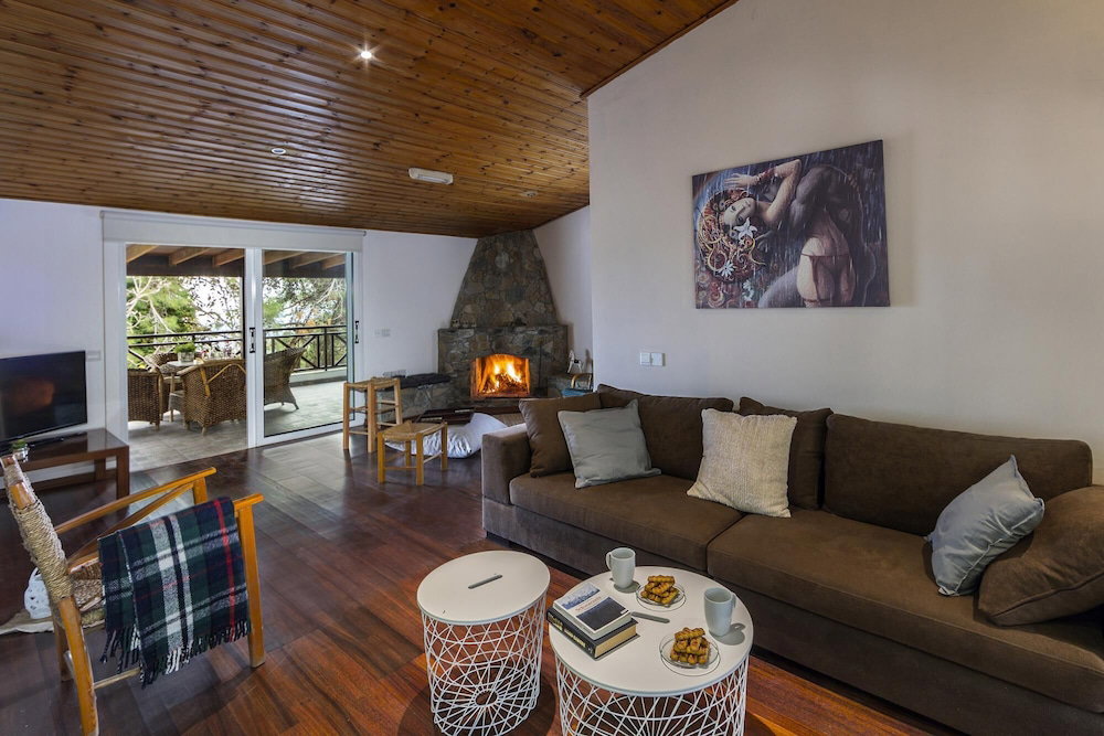 Hotel Platres Forest View Cottage