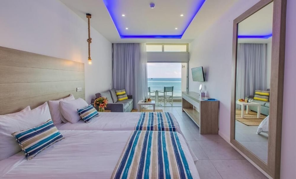 Island Boutique Hotel