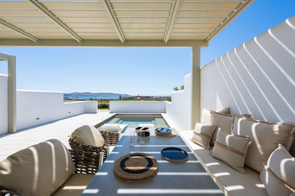 Sersi Paros
