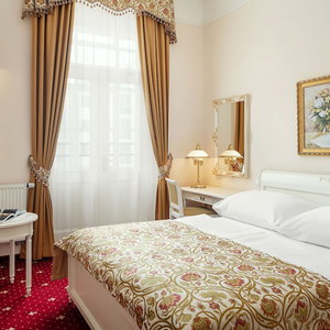 Sejur Alqush Downtown Hotel vacanta Nove Mesto pod Smrkem