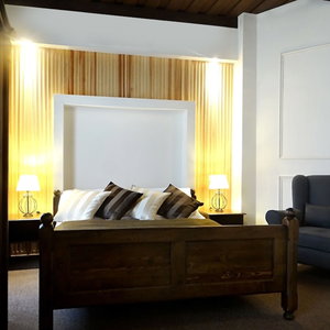 Hotel U Krize cazare Mala Strana