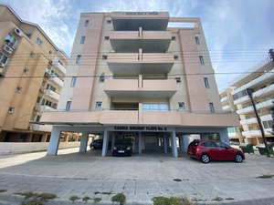 Hotel Andrea 3-Br Apt In Mackenzie With Pool cazare Meneou