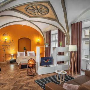 Hotel 7 Tales Apartments By Adrez Living cazare Stare Mesto