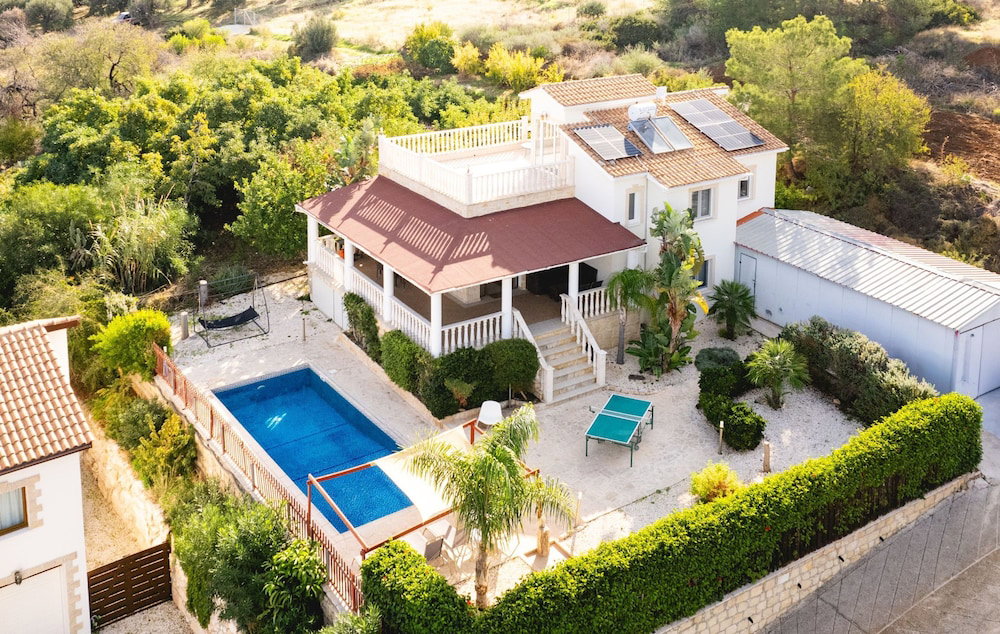 Hotel Pomos Harbour View Villa