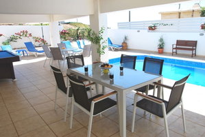 Hotel Pomos Villa - Only 50M To The Sea, Picturesque - Tranquil Area, Paphos cazare Pomos