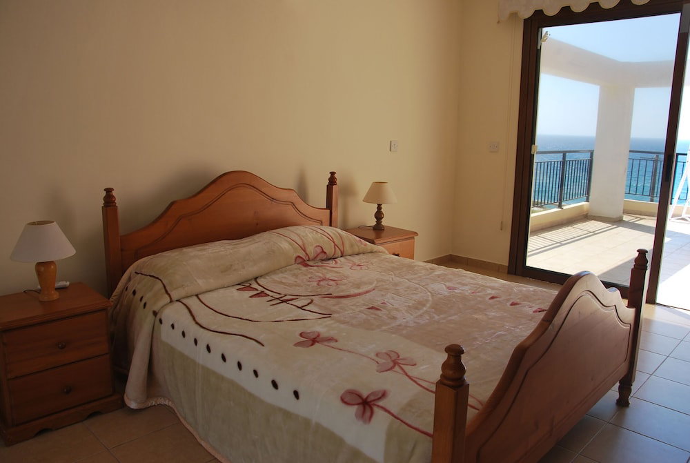Pomos Villa - Only 50M To The Sea, Picturesque - Tranquil Area, Paphos