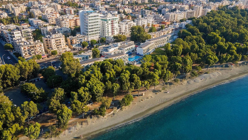 Hotel Park Beach Hotel