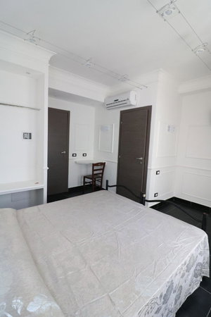 Hotel Palace Rome cazare Roma