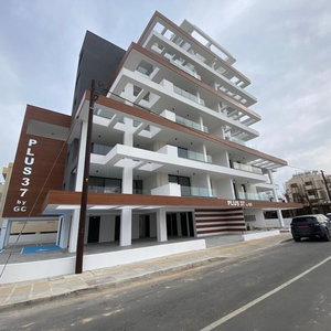 Sejur Beachcomber 2-Br Apartment In Larnaca vacanta Meneou