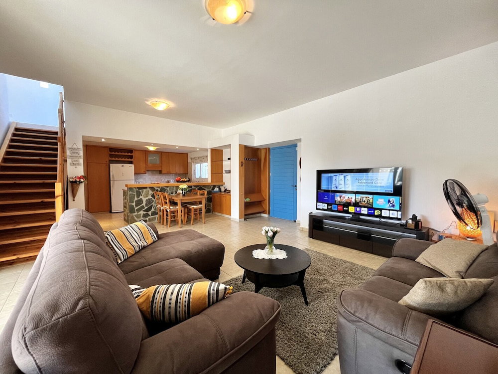Hotel 99 Psr - Stay Agapi Sea View Villa