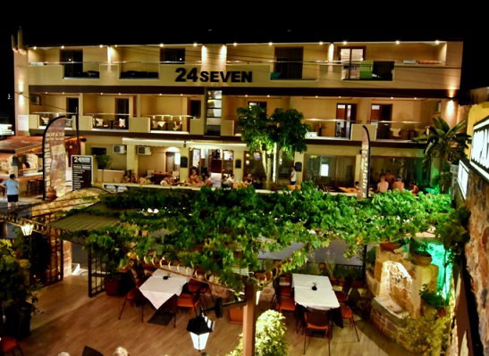 24Seven Malia