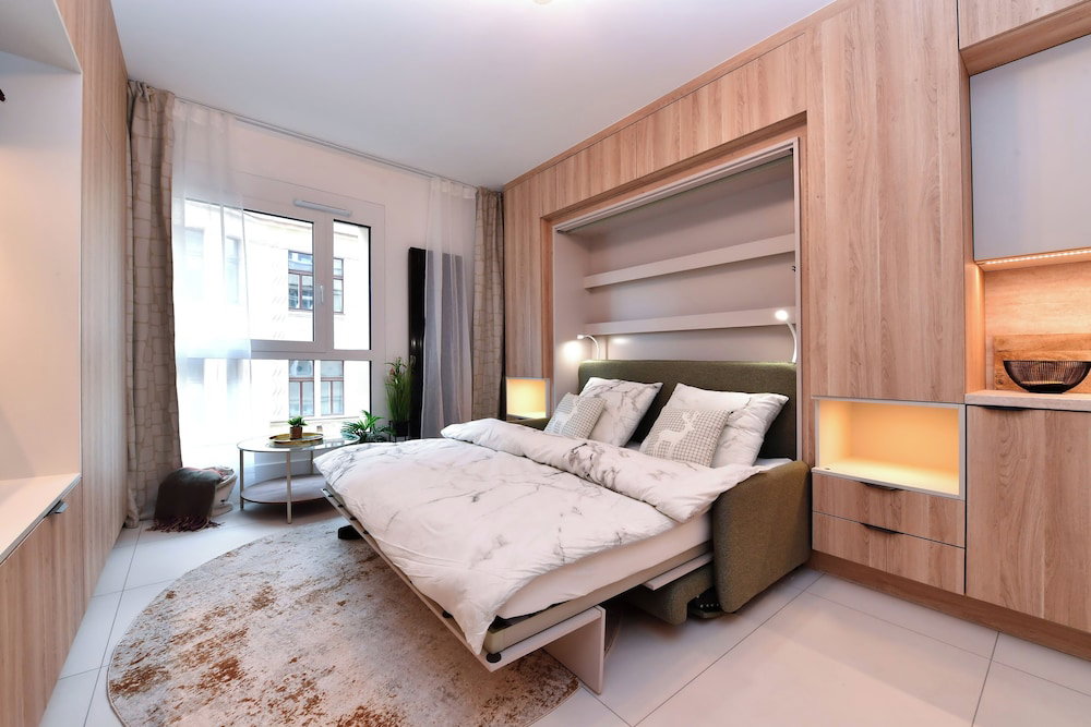 Hotel Krymská Studios